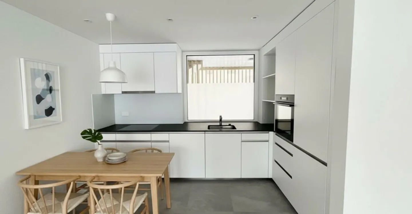 Modern 2.5 Room Apartment - Photo 2 of 8