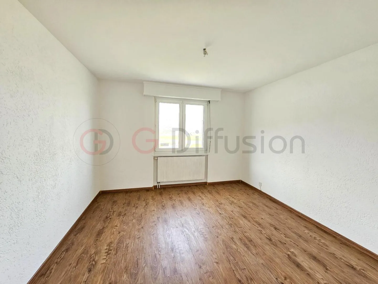 Appartamento 2.5 locali con una vista magnifica - Foto 3 di 7