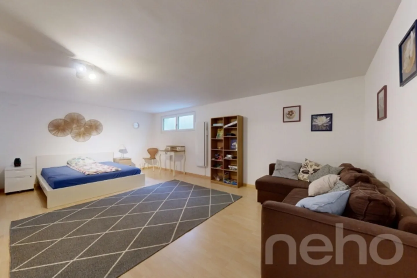 Bright Duplex with Large Private Garden - Photo 10 of 12