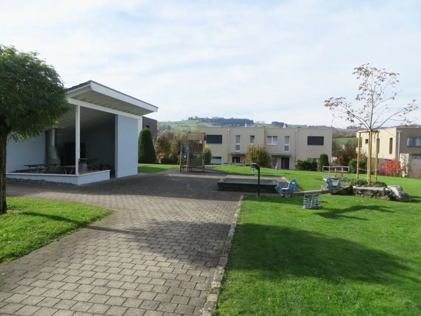 Incantevole appartamento mansardato di 2,5 stanze con giardino d'inverno - Foto 10 di 12