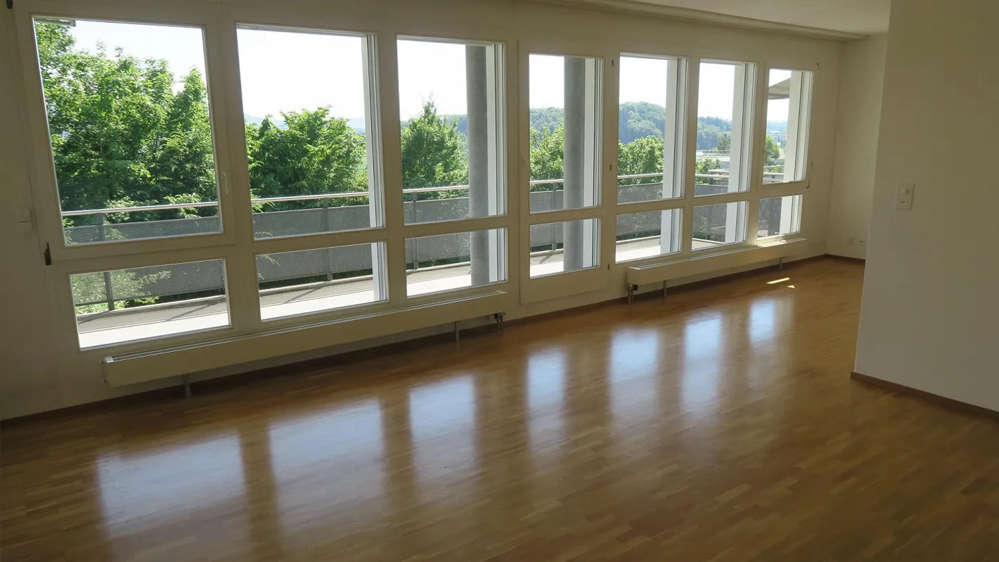 Living comfort meets location quality 3.5-room apartment in Bolligen - Photo 4 of 8