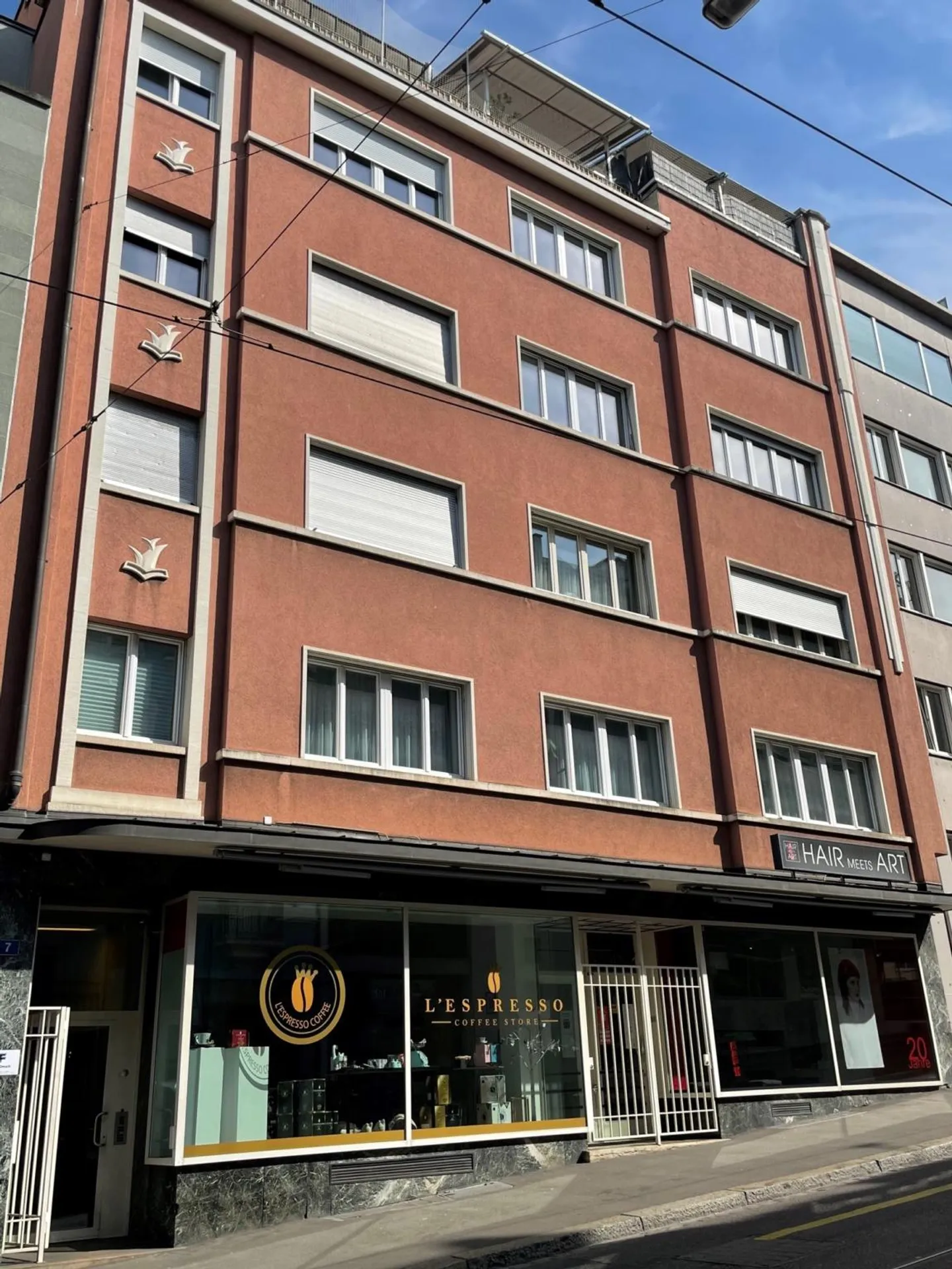 Zentrale Ladenfläche zu Vermieten - Foto 1 von 9