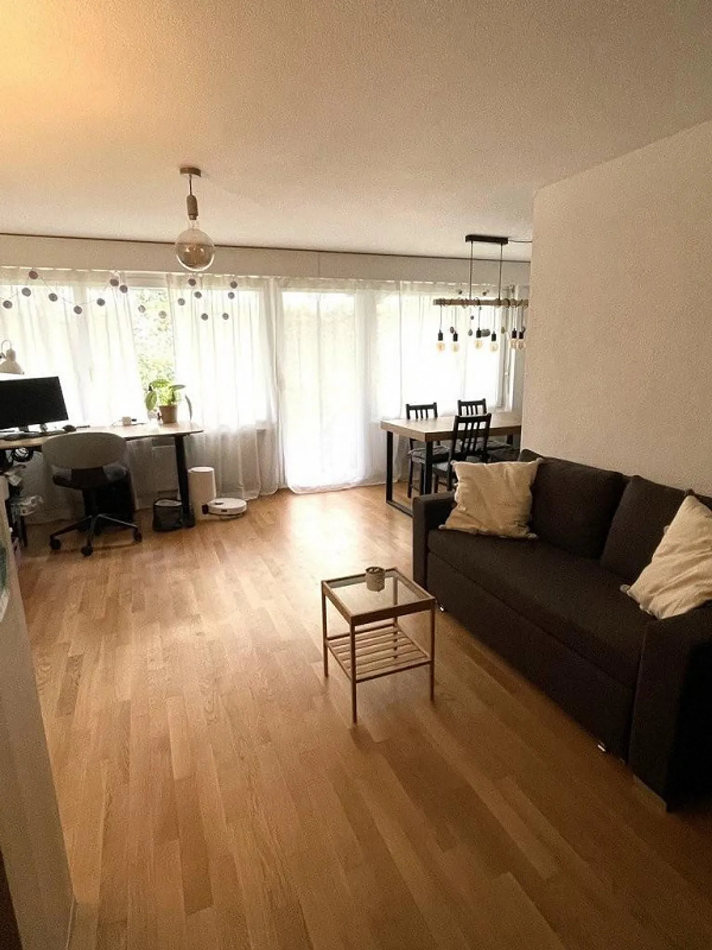 Hell & modern at Gesellschaftsstrasse - Photo 2 of 9