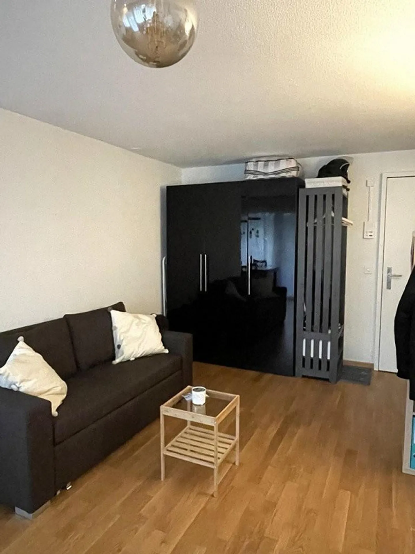 Hell & modern at Gesellschaftsstrasse - Photo 3 of 9