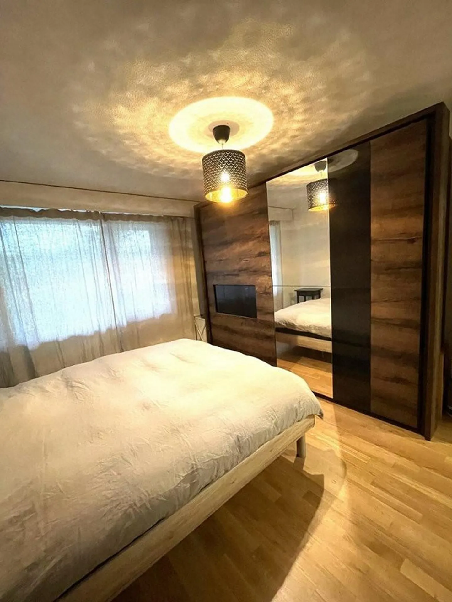 Hell & modern at Gesellschaftsstrasse - Photo 7 of 9