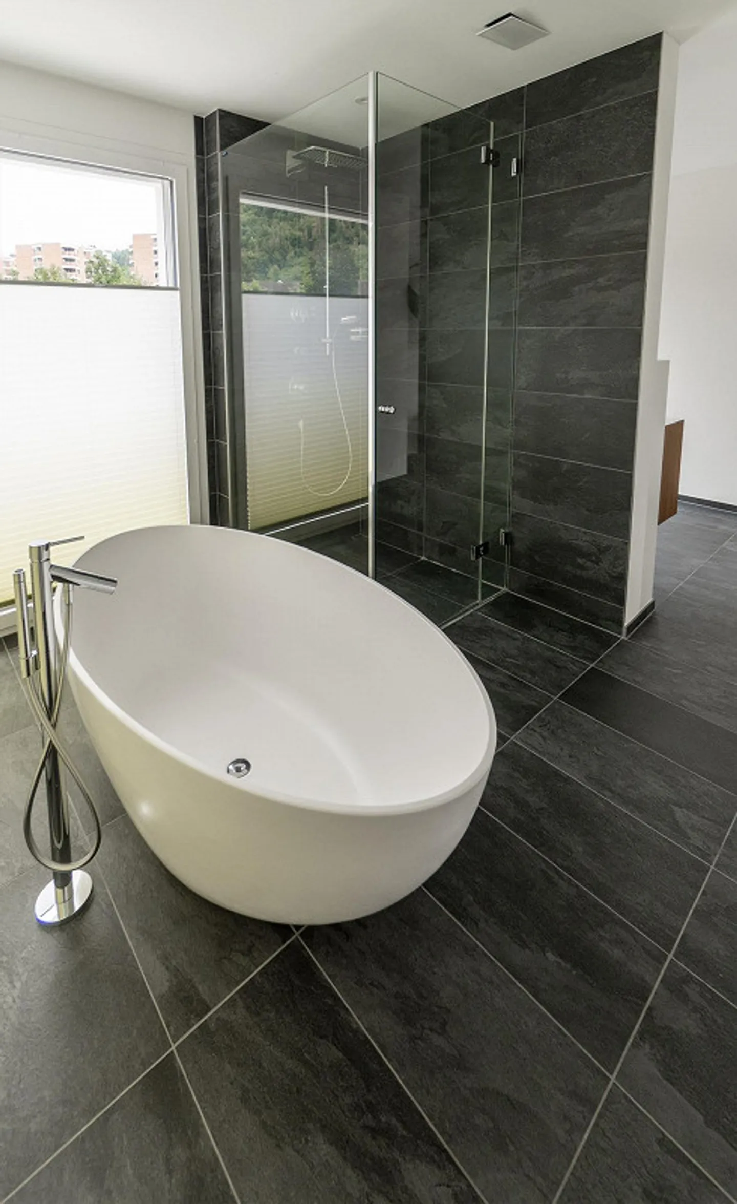 Attika 5.5-Zimmer-Wohnung mit grosszuegiger Terrasse in Liestal - Foto 6 von 10