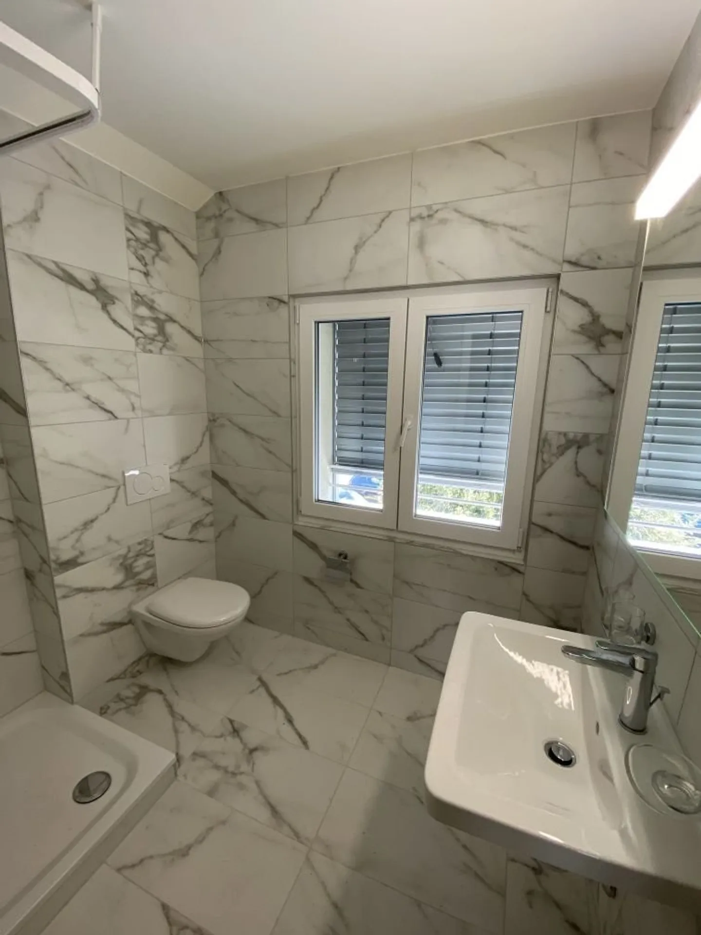 Studio confortable à Fehraltdorf - Rénové récemment et parfait pour les célibataires ou les couples ! - Photo 2 sur 6