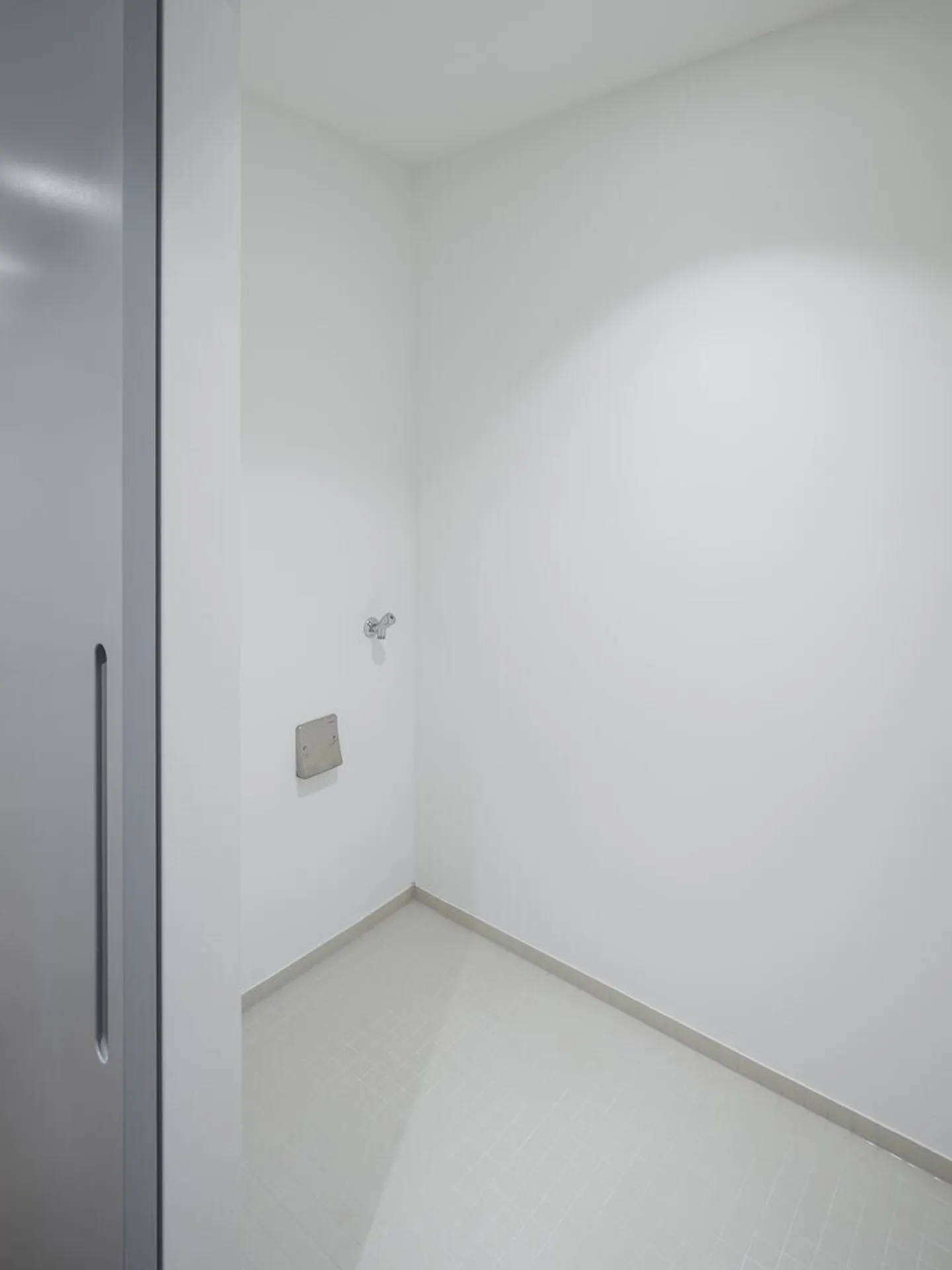 Renovated Apartment in City Center - Photo 6 of 7