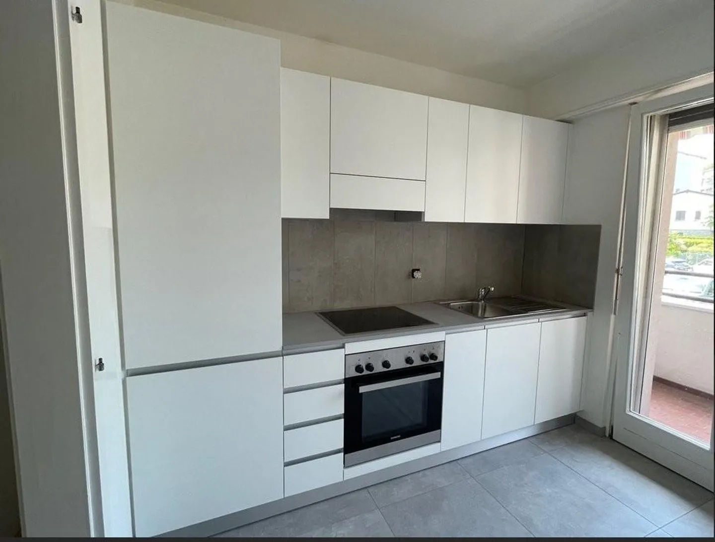 Appartamento ristrutturato in ottima posizione - Foto 3 di 8