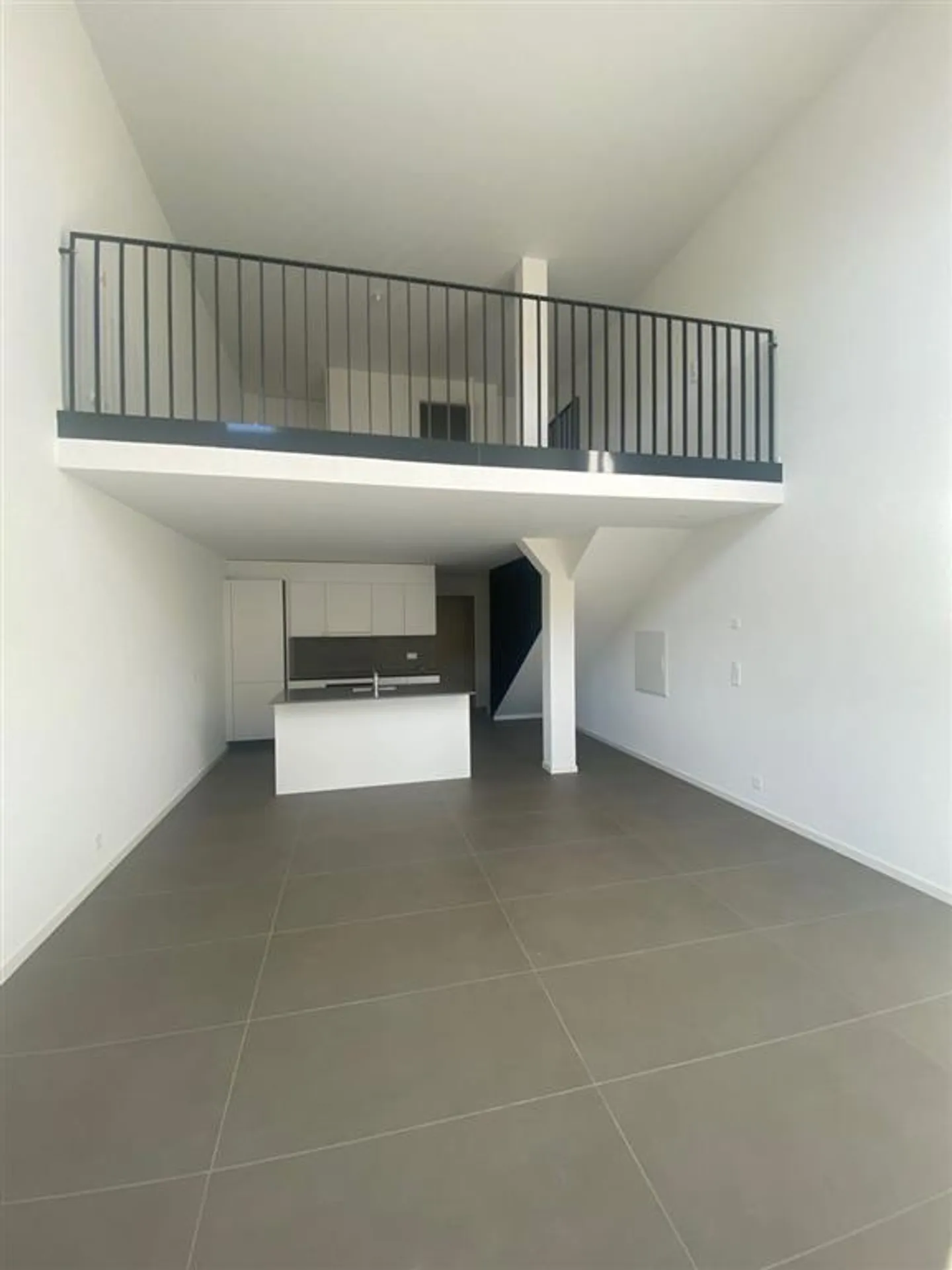 Modernes Duplex mit offener Küche - Foto 7 von 7