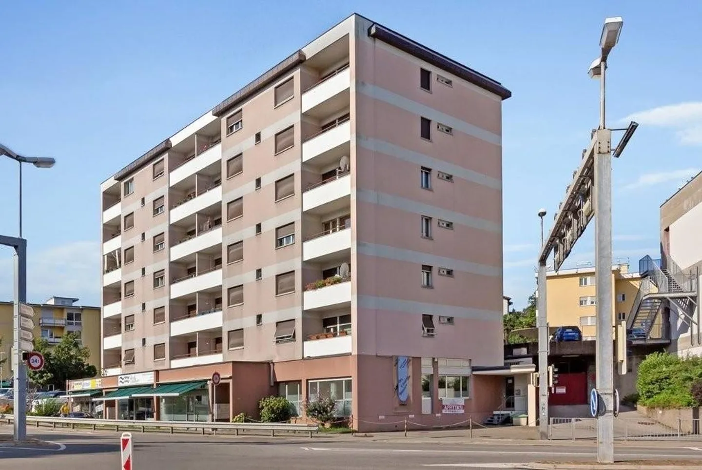 Appartamento ristrutturato in ottima posizione - Foto 1 di 8