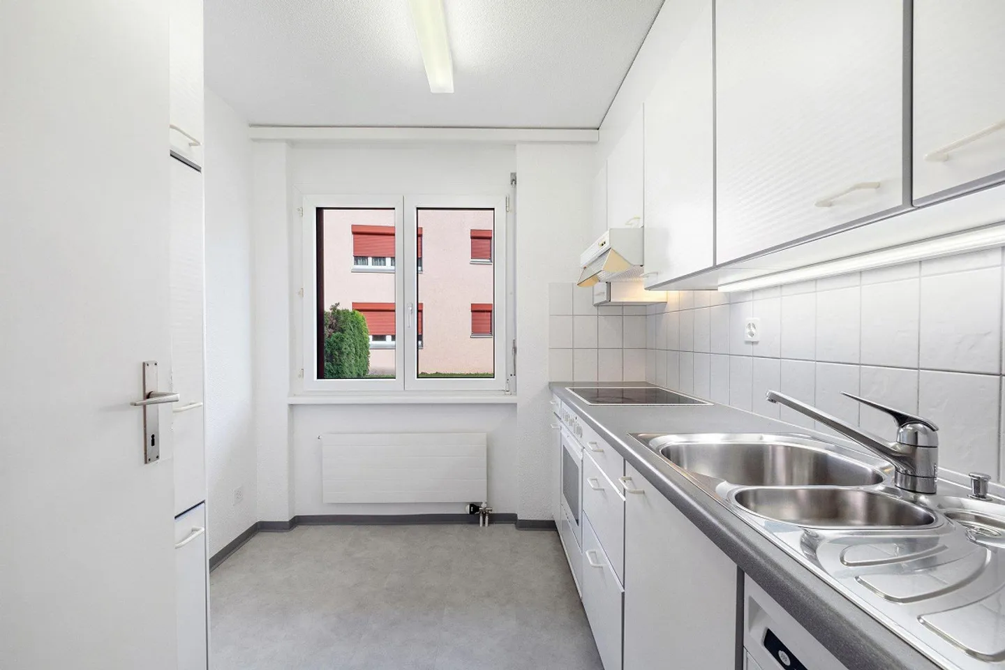 Appartamento temporaneo 2.5 stanze al 2° piano, 8048 Zurigo in affitto fino al 31.03.2026 - Foto 2 di 6