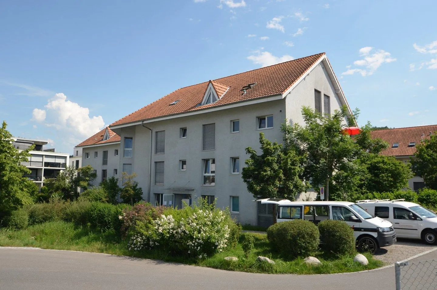 4.5-Room Duplex Apartment in the Center of Laupen - Photo 1 of 10