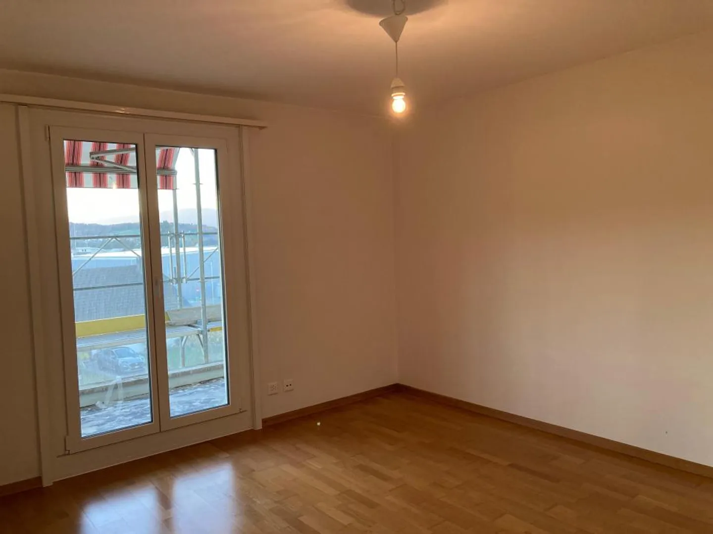 Appartamento 4.5 locali - Foto 3 di 9