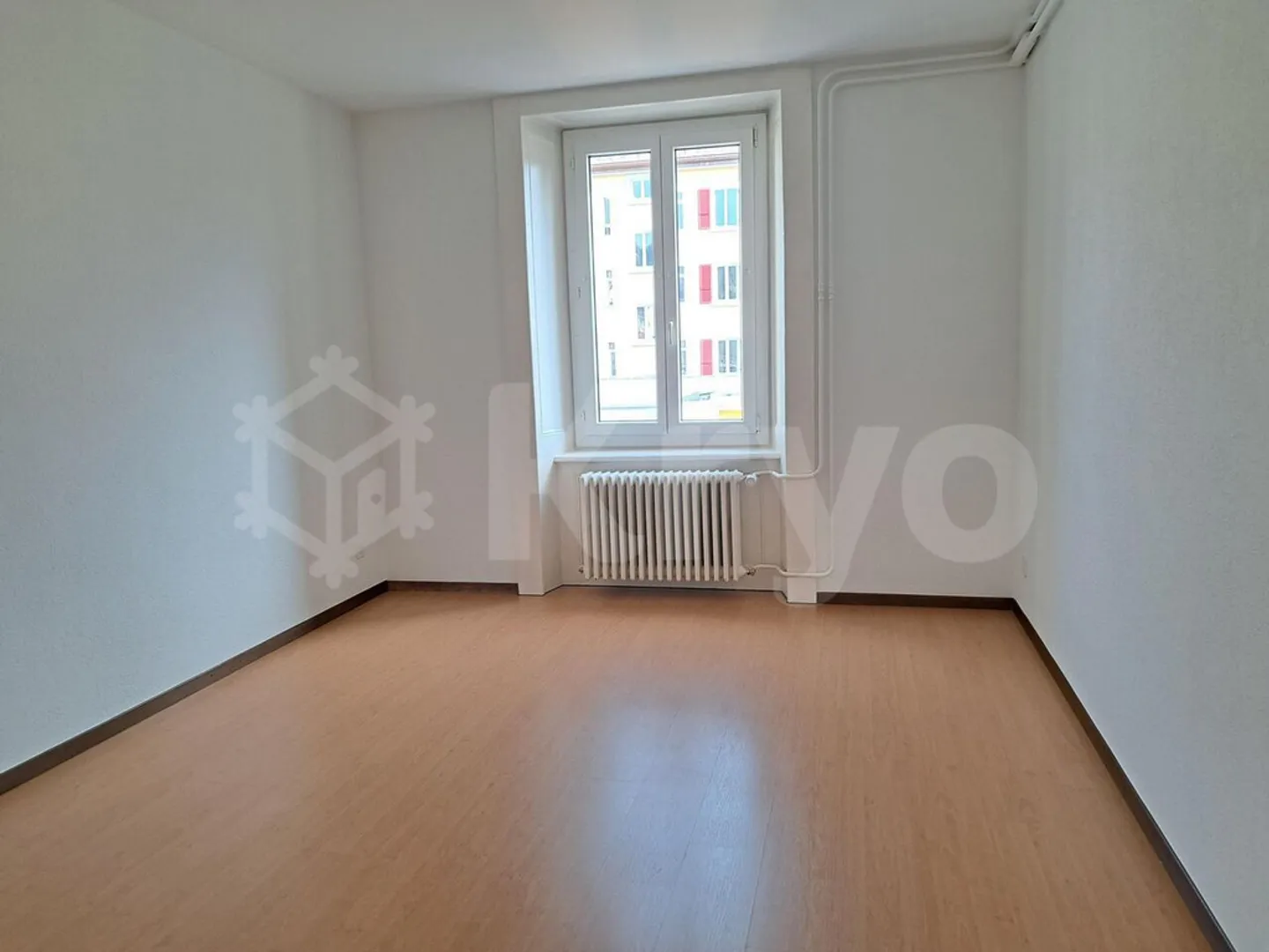 Appartamento 3 Camere Incantevole - Foto 5 di 8