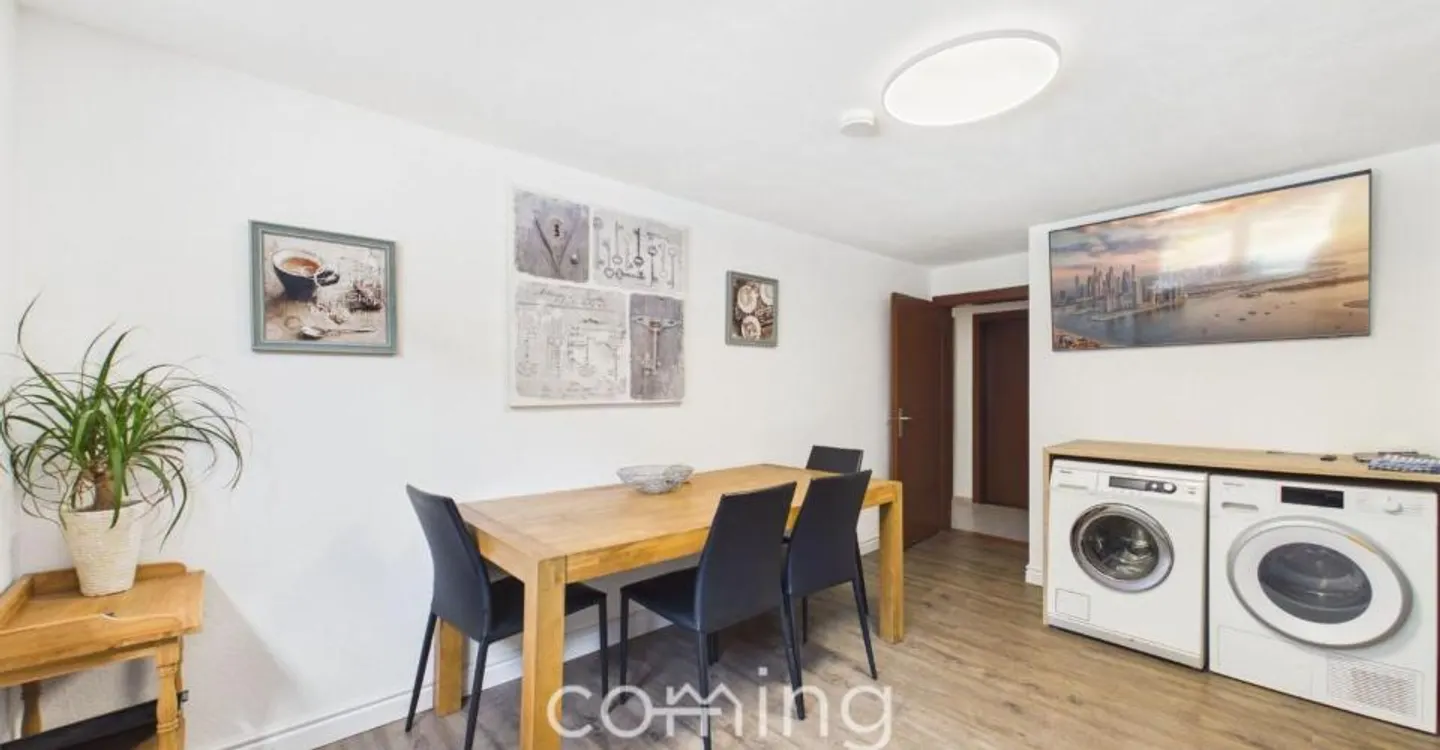 Casa plurifamiliare con 11 appartamenti in posizione soleggiata a Grengiols - Foto 10 di 11