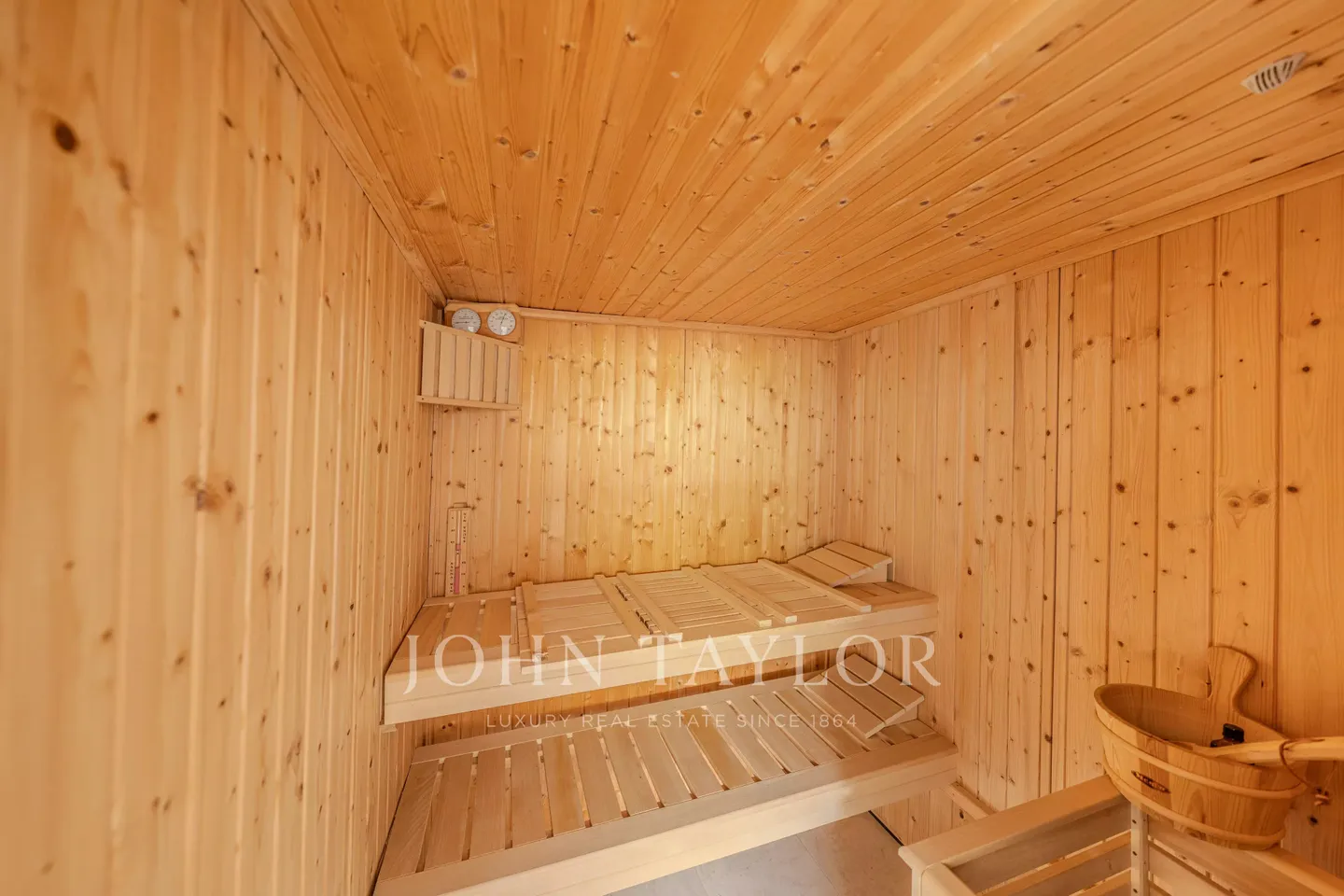 Villa de Luxe avec Vue sur le Lac - Photo 17 sur 20