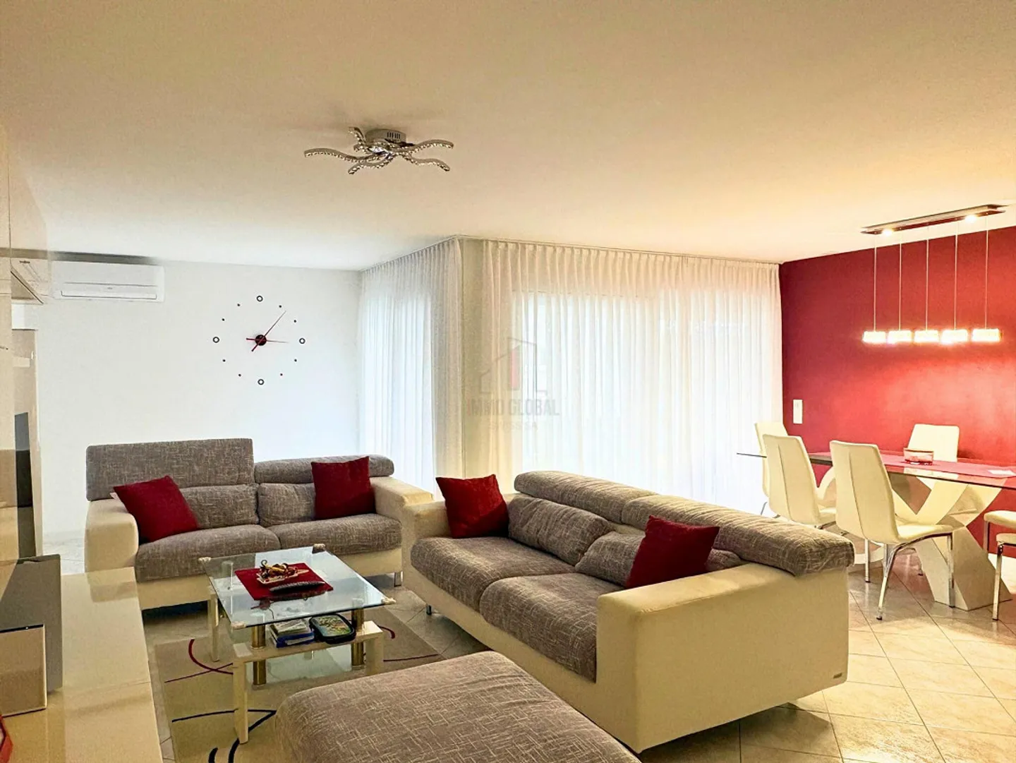 MODERNE AUSFÜHRUNGEN UND GARTEN, AUCH ALS ZWEITWOHNUNG - Foto 1 von 12