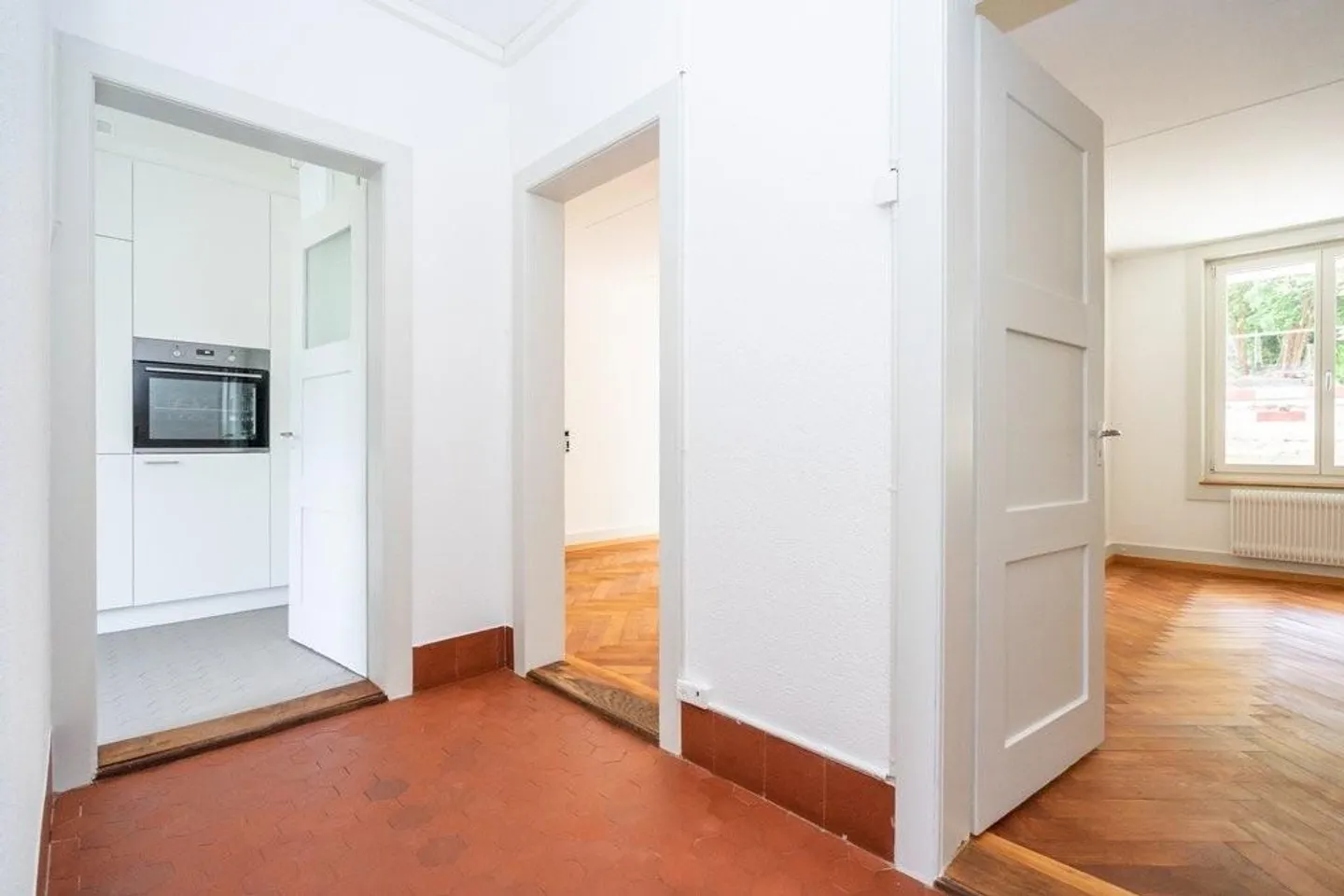 Appartamento ristrutturato con patio - Foto 2 di 5