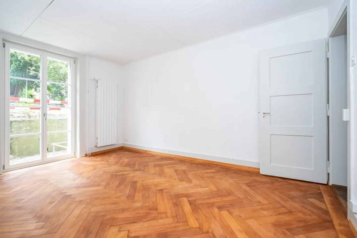 Appartamento ristrutturato con patio - Foto 4 di 5