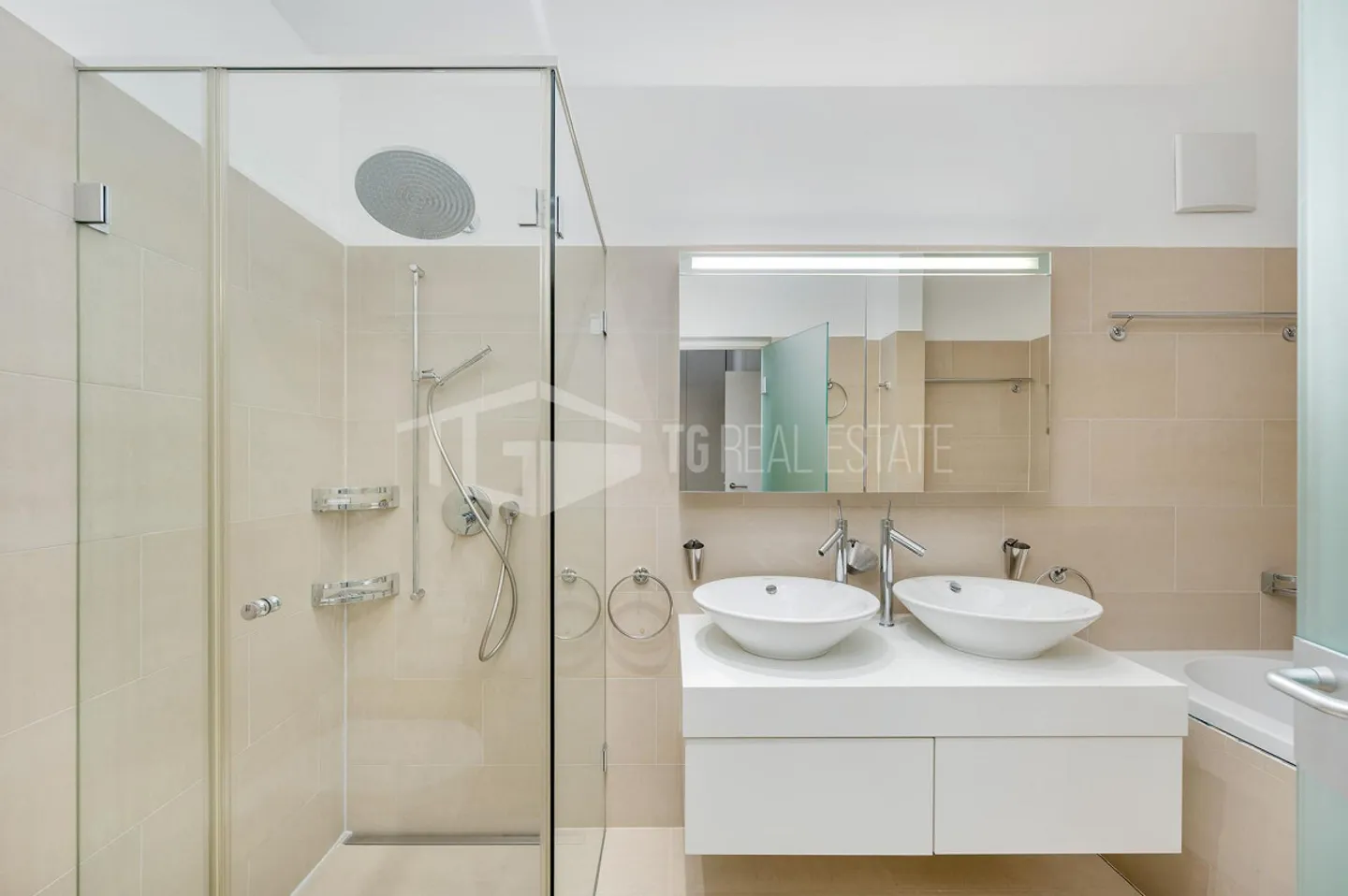 4,5 Appartamento da sogno con terrazze vista lago - Foto 12 di 13