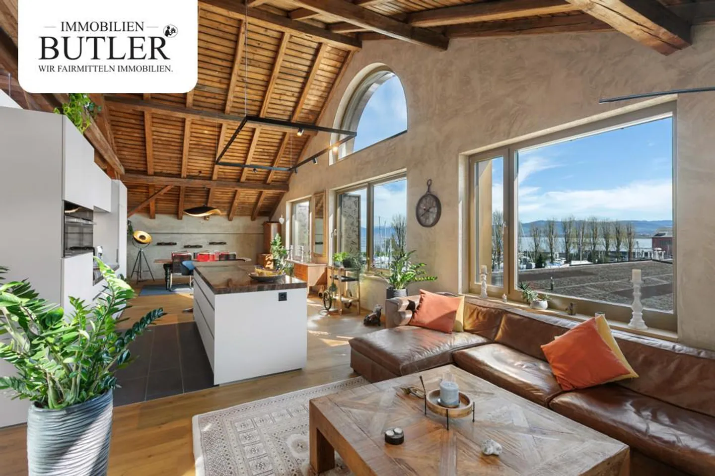 Appartamento Loft Unico Direttamente sul Lago di Costanza - Foto 1 di 8
