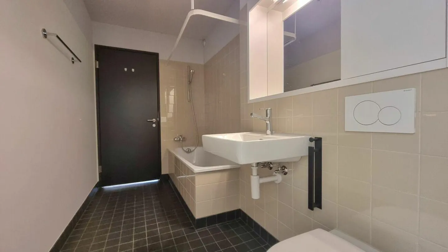 3.5-room apartment at Riedbachstrasse 82 on the 2nd floor - Photo 2 of 6