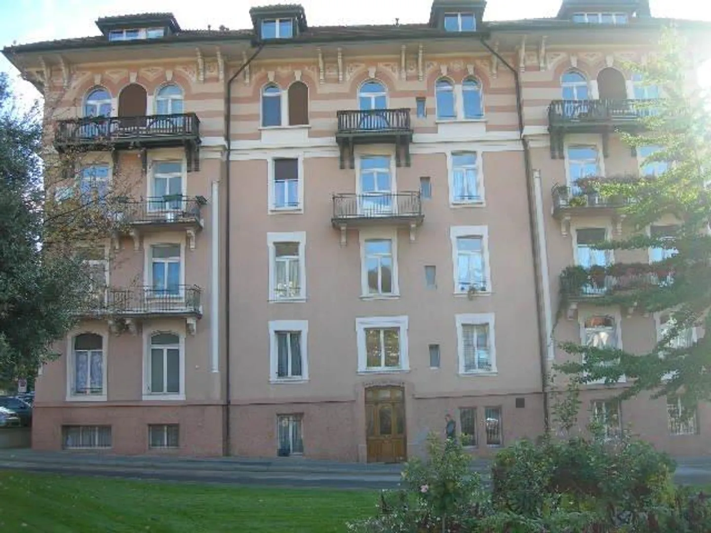 Appartamento 4 locali - Foto 1 di 13