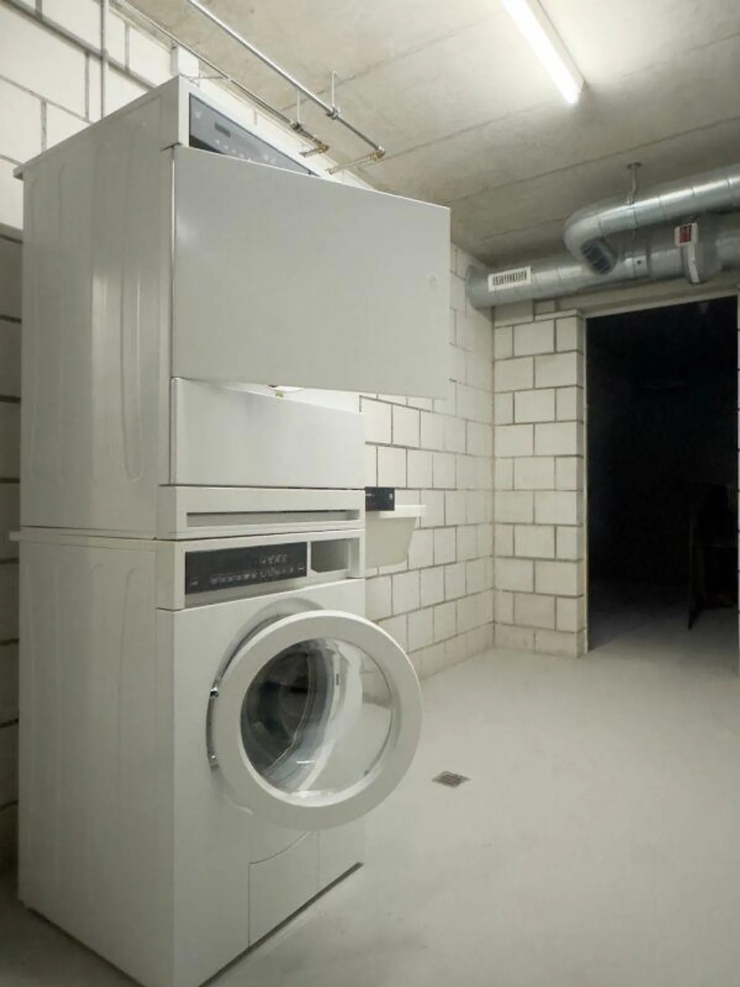 Moderne Wohnung mit Loggia - Foto 14 von 18