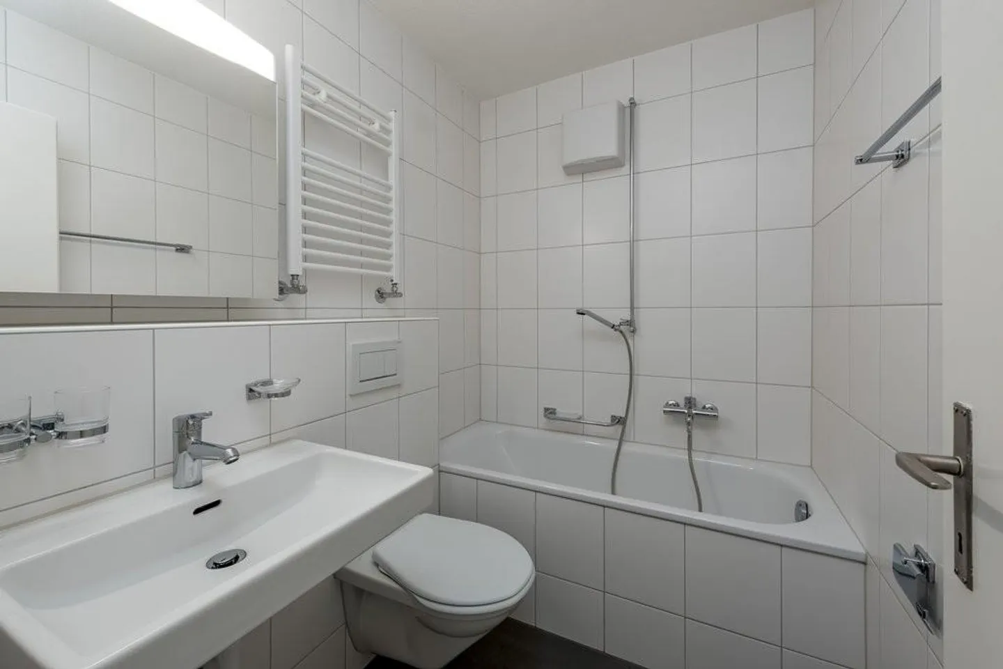 Appartement familial dans un quartier calme - Photo 3 sur 5