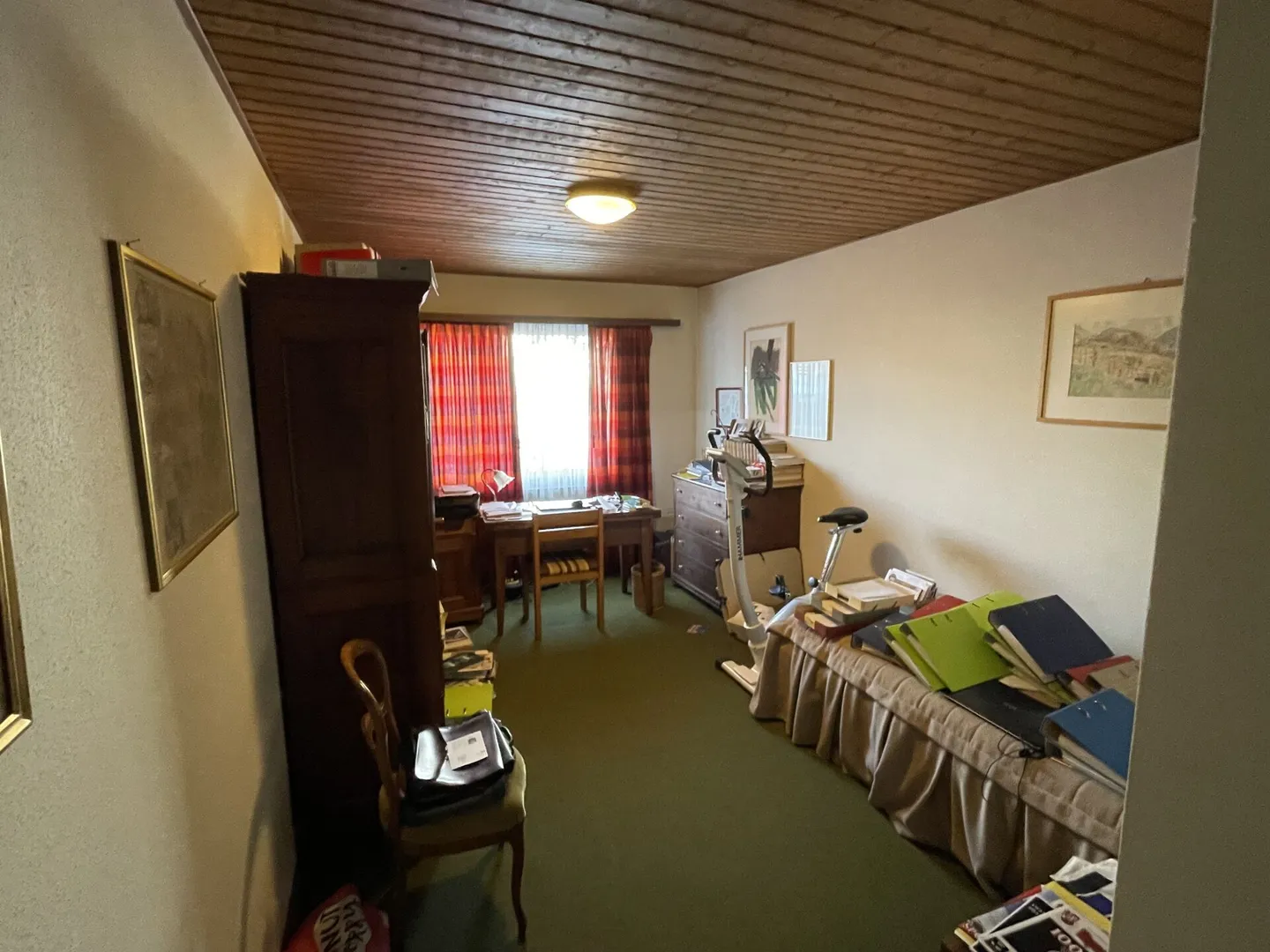 Grosses Einfamilienhaus in Top Lage mit viel Potential - Foto 25 von 35