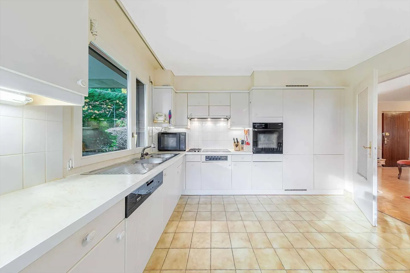 Bel Appartement avec Jardin à Pully - Photo 6 sur 9