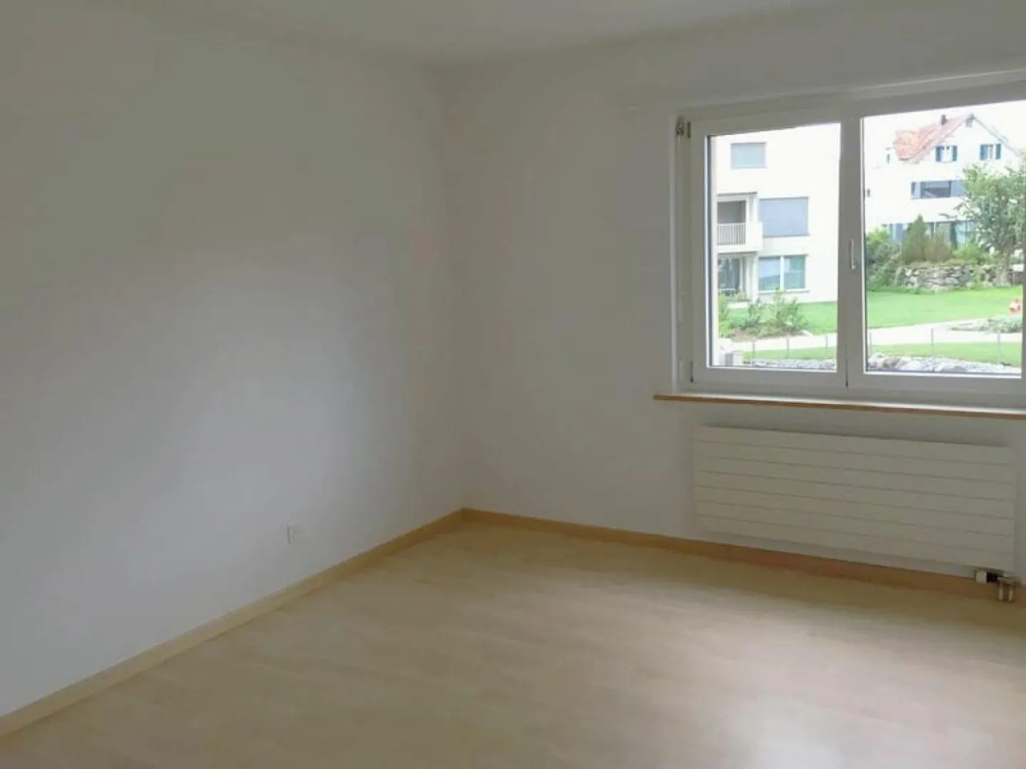 Accogliente appartamento di 2,5 stanze al 3° piano con balcone a Jonschwil - Foto 5 di 9