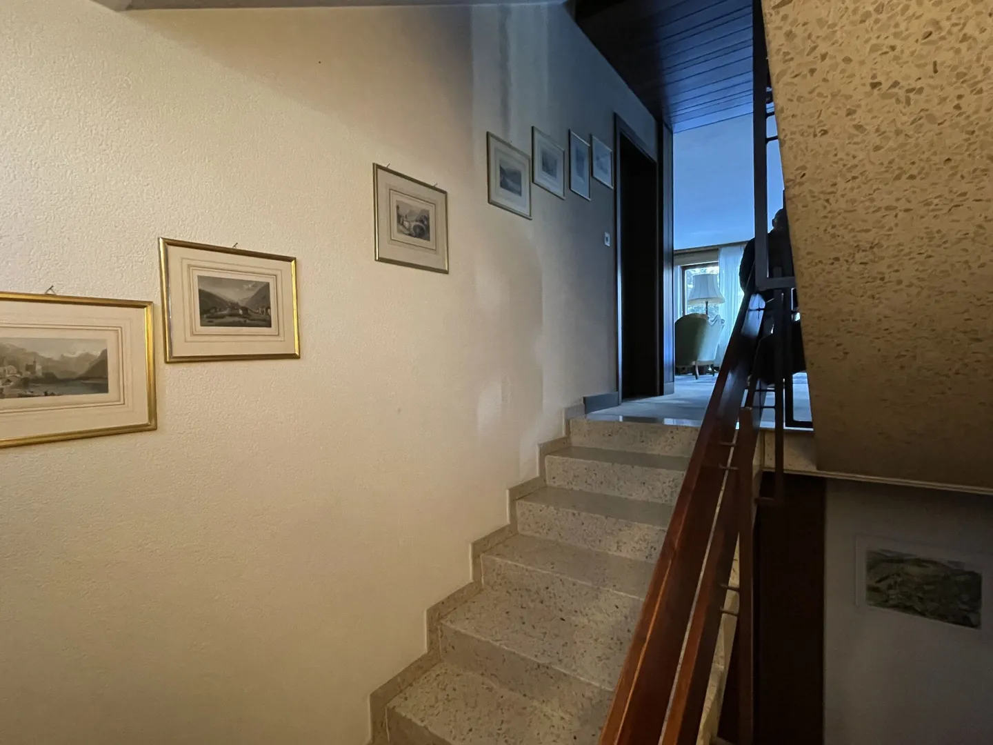 Grosses Einfamilienhaus in Top Lage mit viel Potential - Foto 11 von 35