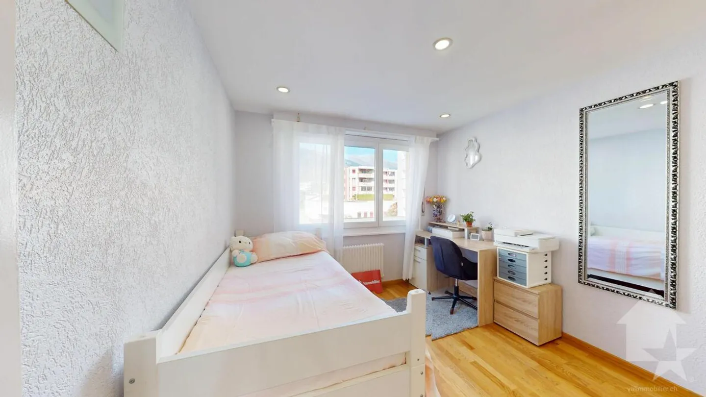 Joli appartement de 3.5 pièces avec 2 places de parc - Photo 10 sur 15