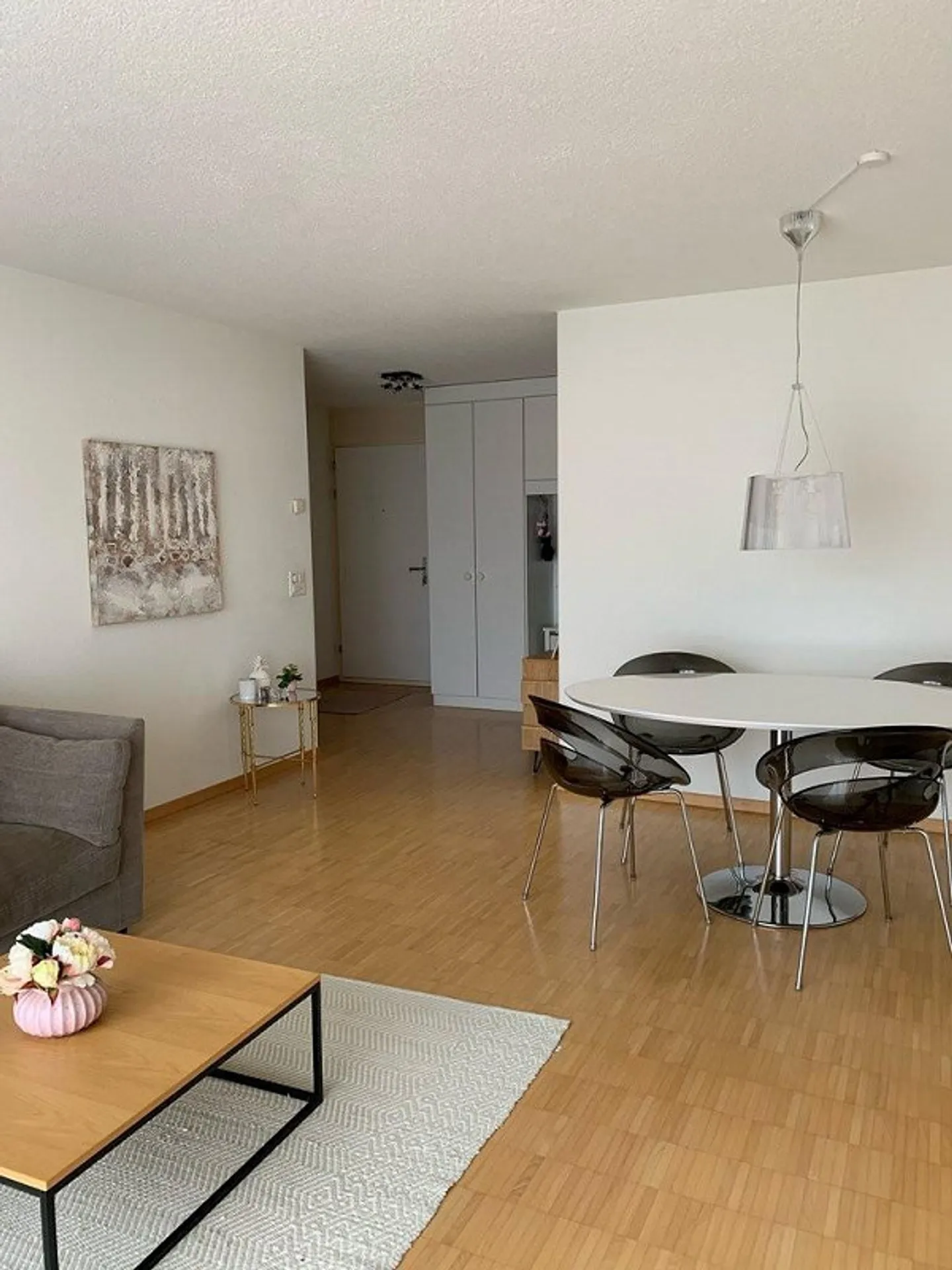 In the Center - Your New Apartment - Photo 5 of 10