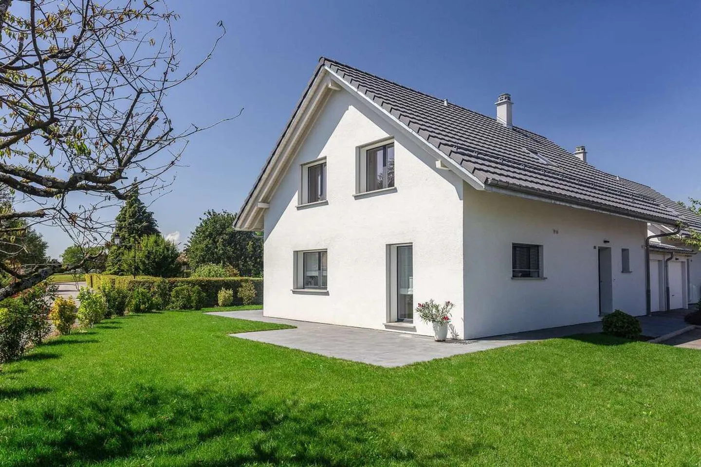 Charmante villa individuelle avec 5,5 pièces à réaliser selon vos souhaits - Photo 1 sur 11