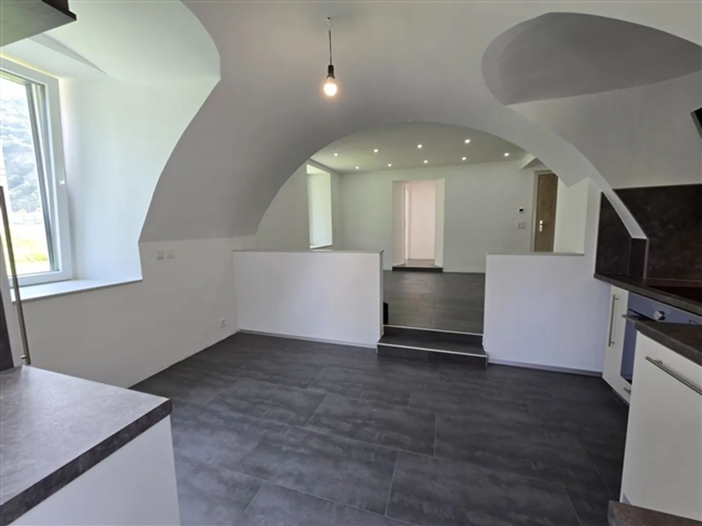 Garden Level 4.5 Rooms with Unique Character Parking Included - Photo 3 of 7