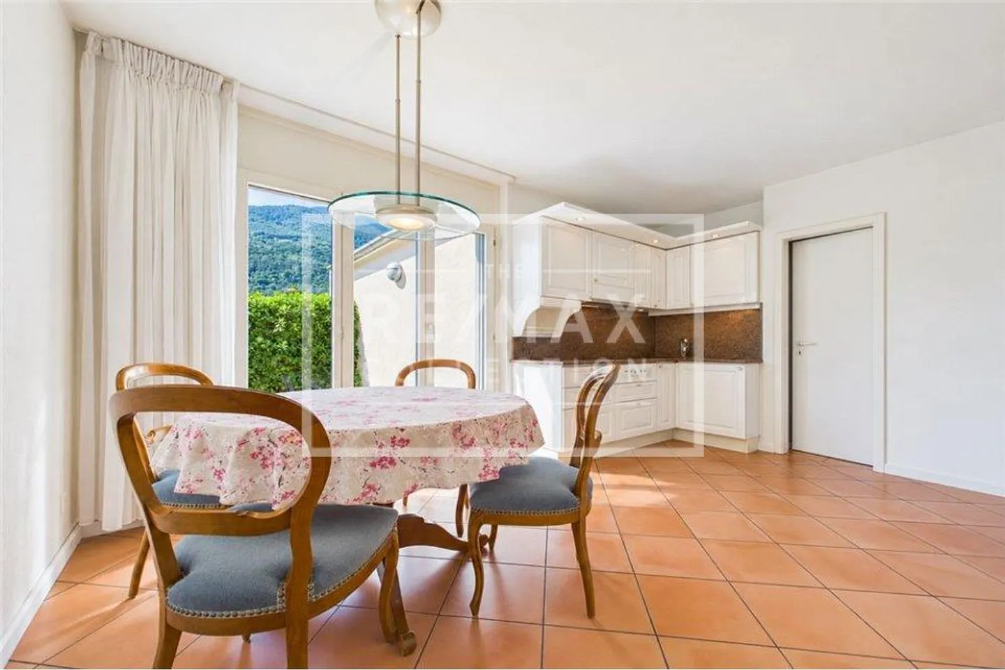 Casa di carattere con giardino - Foto 12 di 13