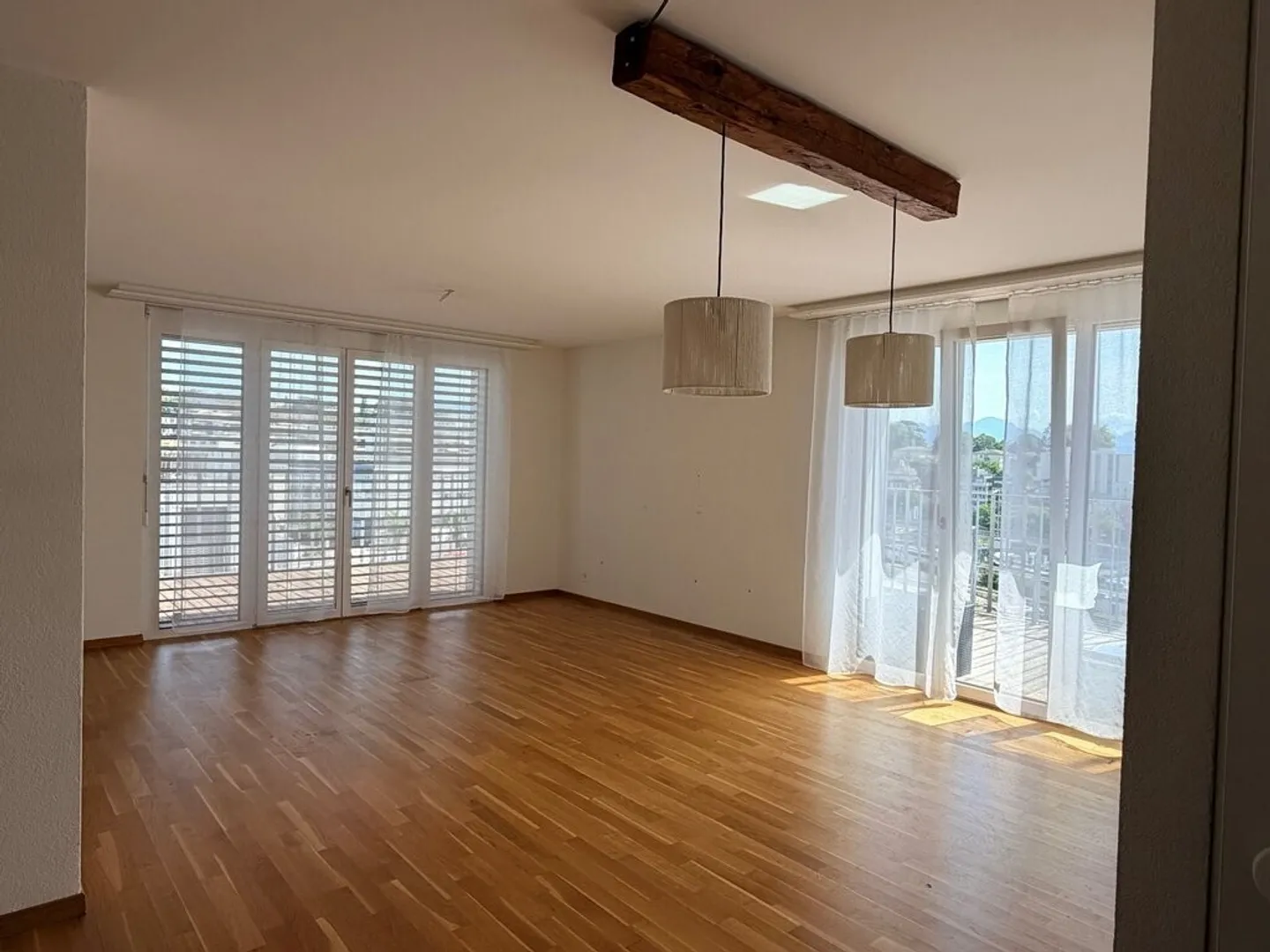 Appartamento moderno di 2,5 stanze - Foto 3 di 8