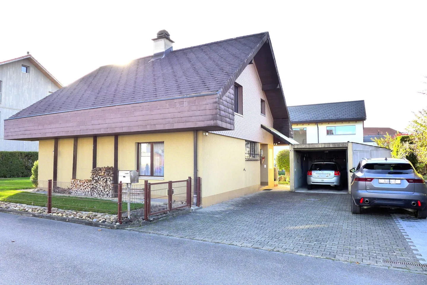 Cozy Single-Family Home with Spacious Garden - Photo 2 of 14