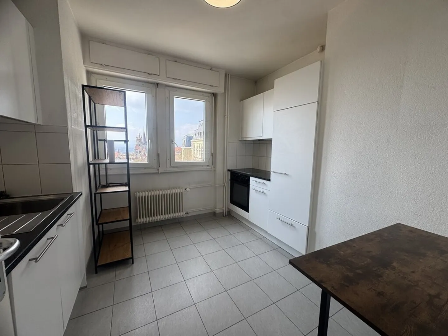 Magnificent and spacious 1-room apartment - Photo 2 of 5