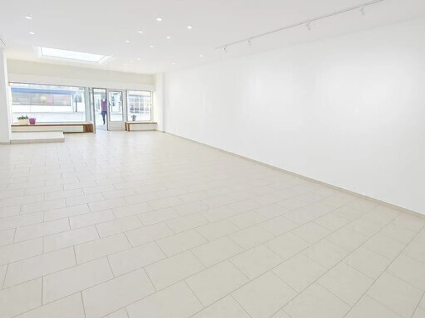 Commercial à louer - Photo 1 sur 3