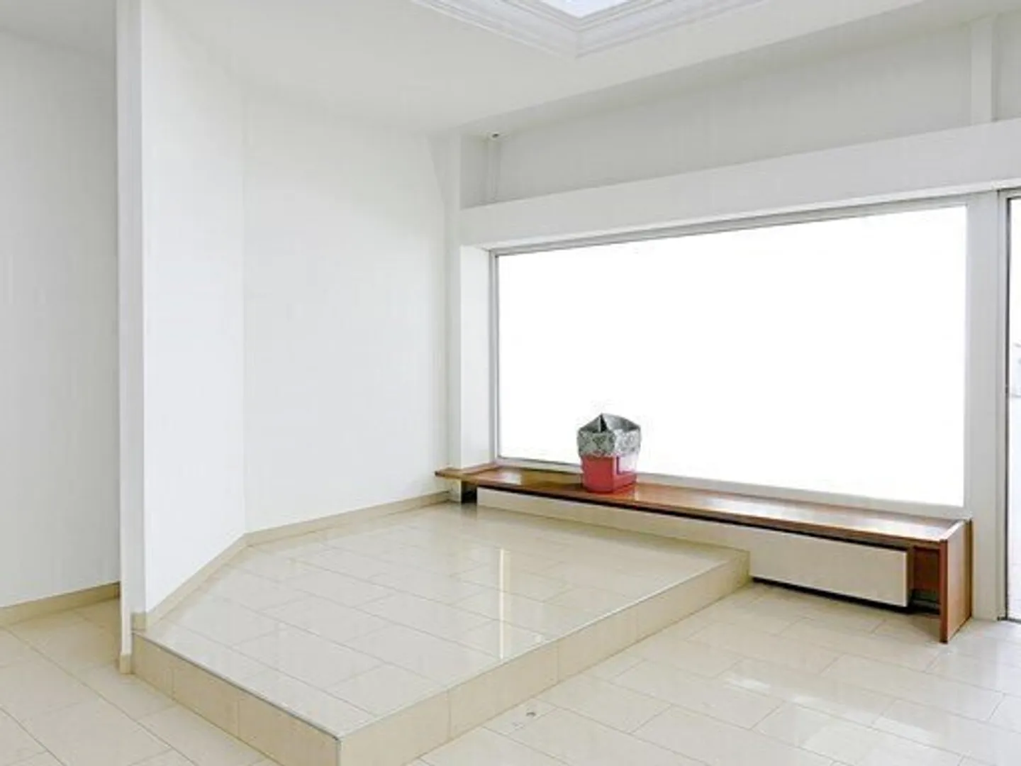 Commercial à louer - Photo 2 sur 3