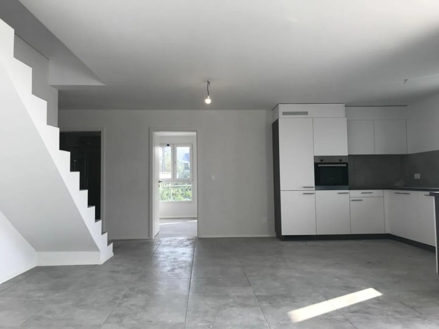 Wohnung mieten - Foto 2 von 11