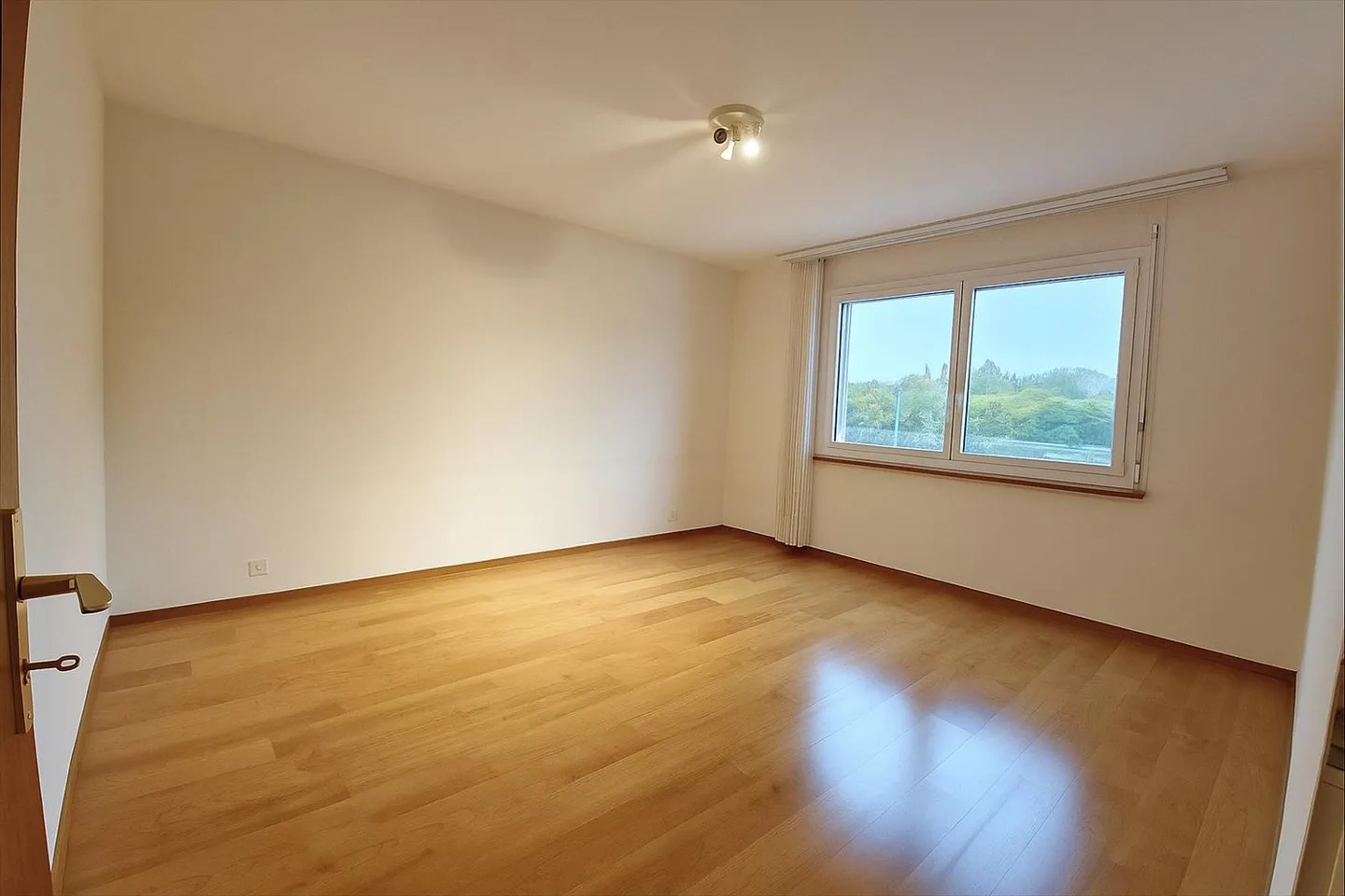 Appartement 4.5 pièces - Photo 8 sur 22