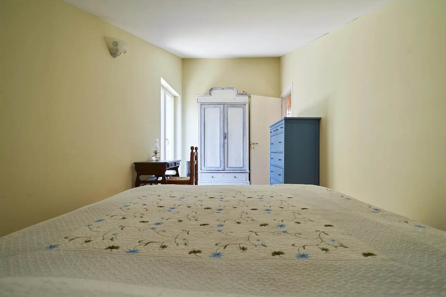 Casa plurifamiliare con tre appartamenti a Melide - Foto 5 von 11