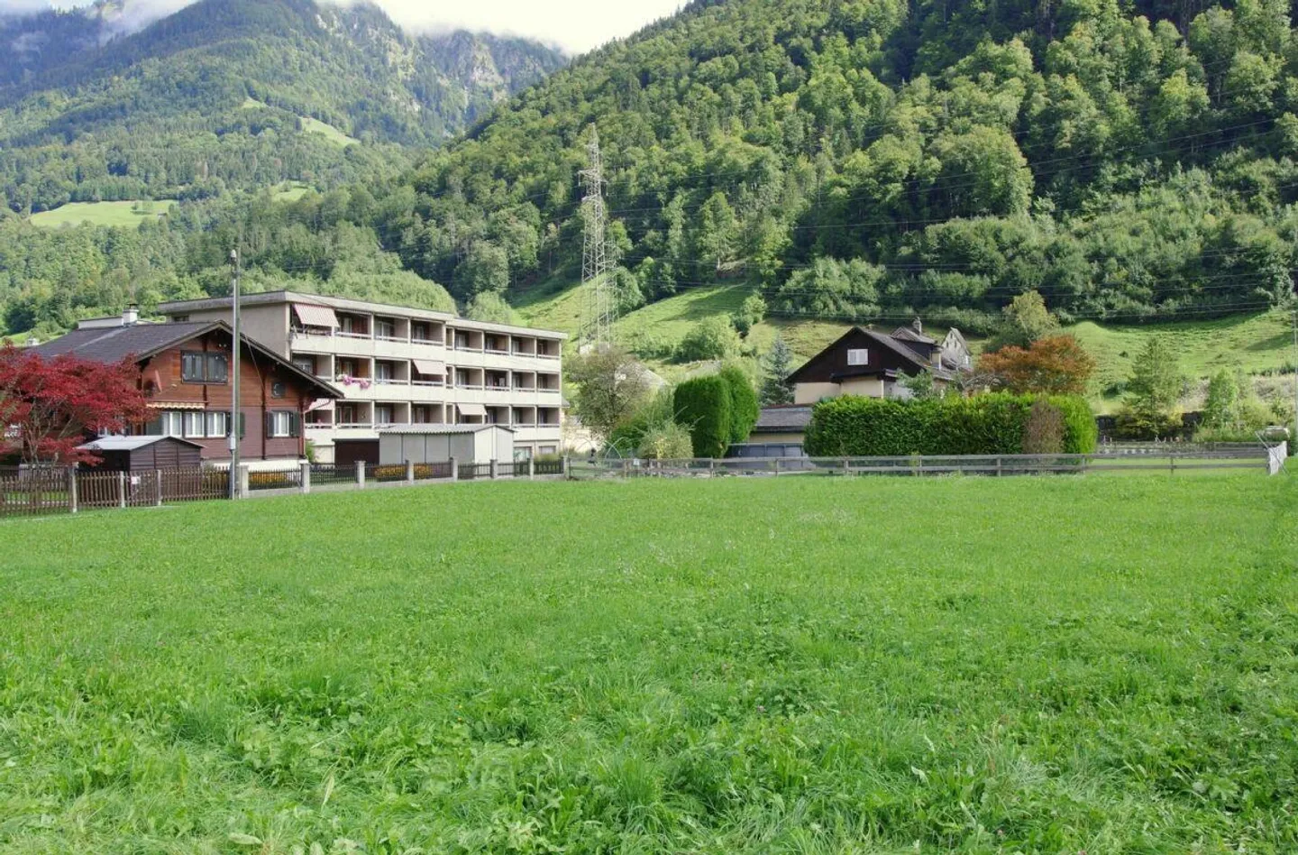 Baugrundstück in Linthal - Foto 2 von 4