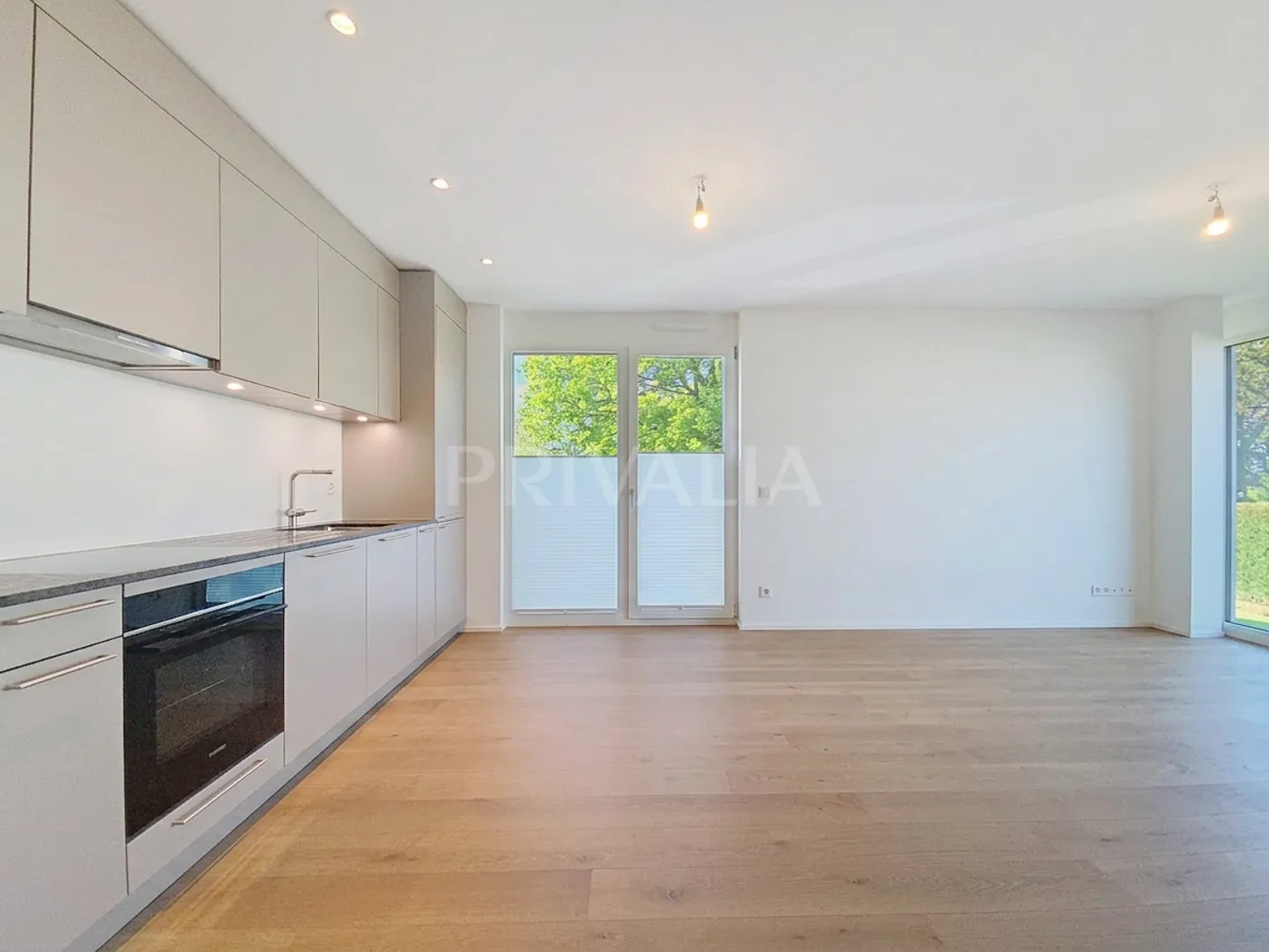 Appartement Contemporain au Lac - Photo 1 sur 7