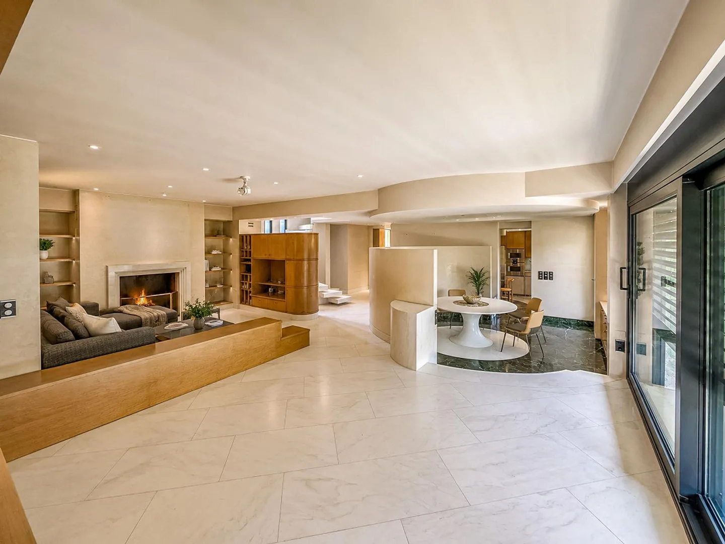 Villa con giardino e piscina a Collina d'Oro - Foto 1 di 15